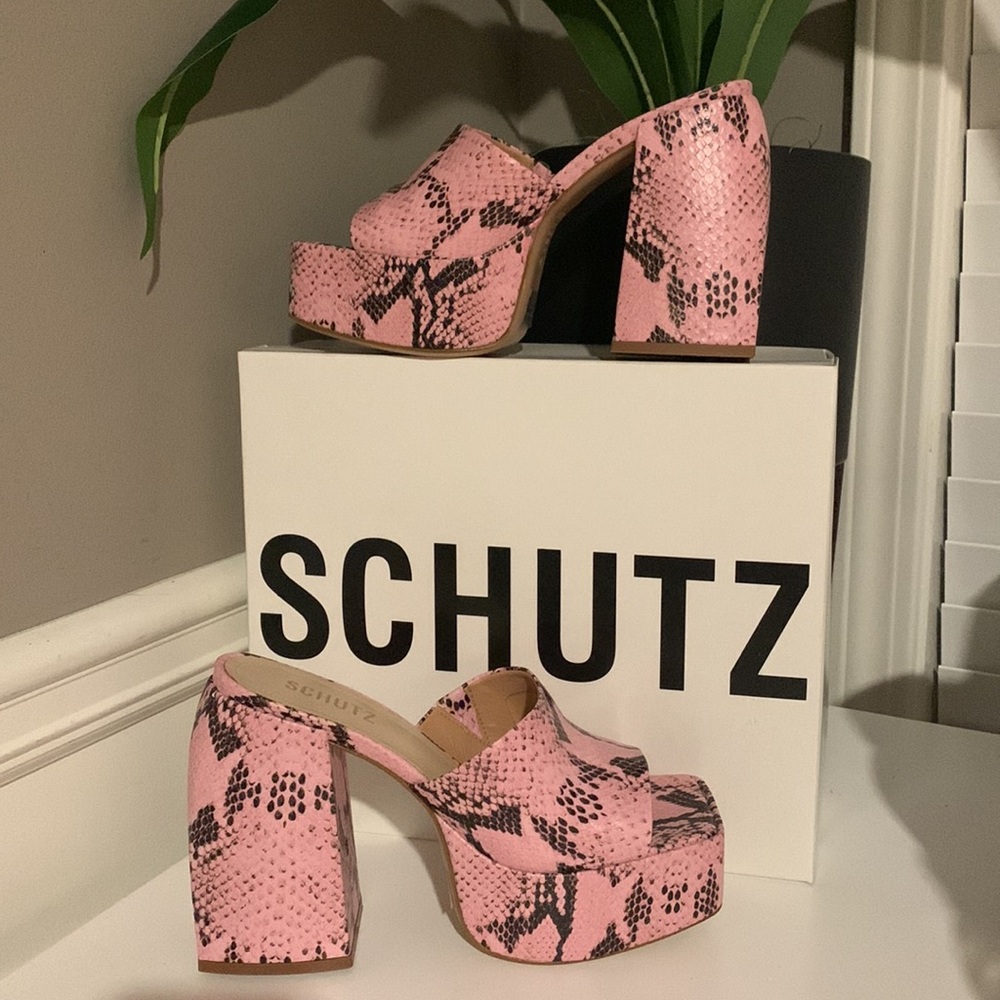 SCHUTZ Pink Snakeskin Platform Block Heel Sandals - Picture 8 of 13